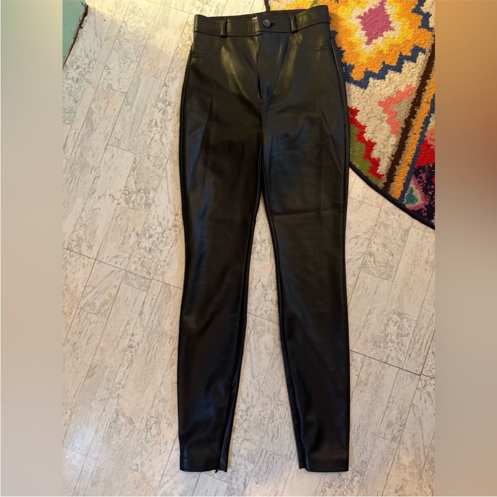 Zara Black Faux Leather skinny Pants with inside zipper on legs